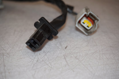 Snett uppifrån på Kablage från en Honda CBR 900 RR -2000 motorcykel.