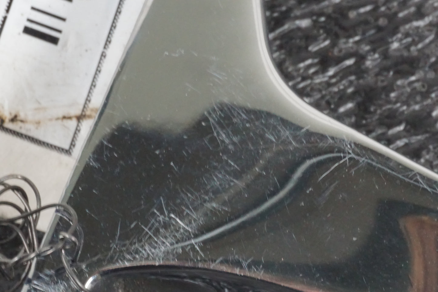 Höger sida på Fotpinnefäste från en H-D Street Glide FLHX -2016 motorcykel.