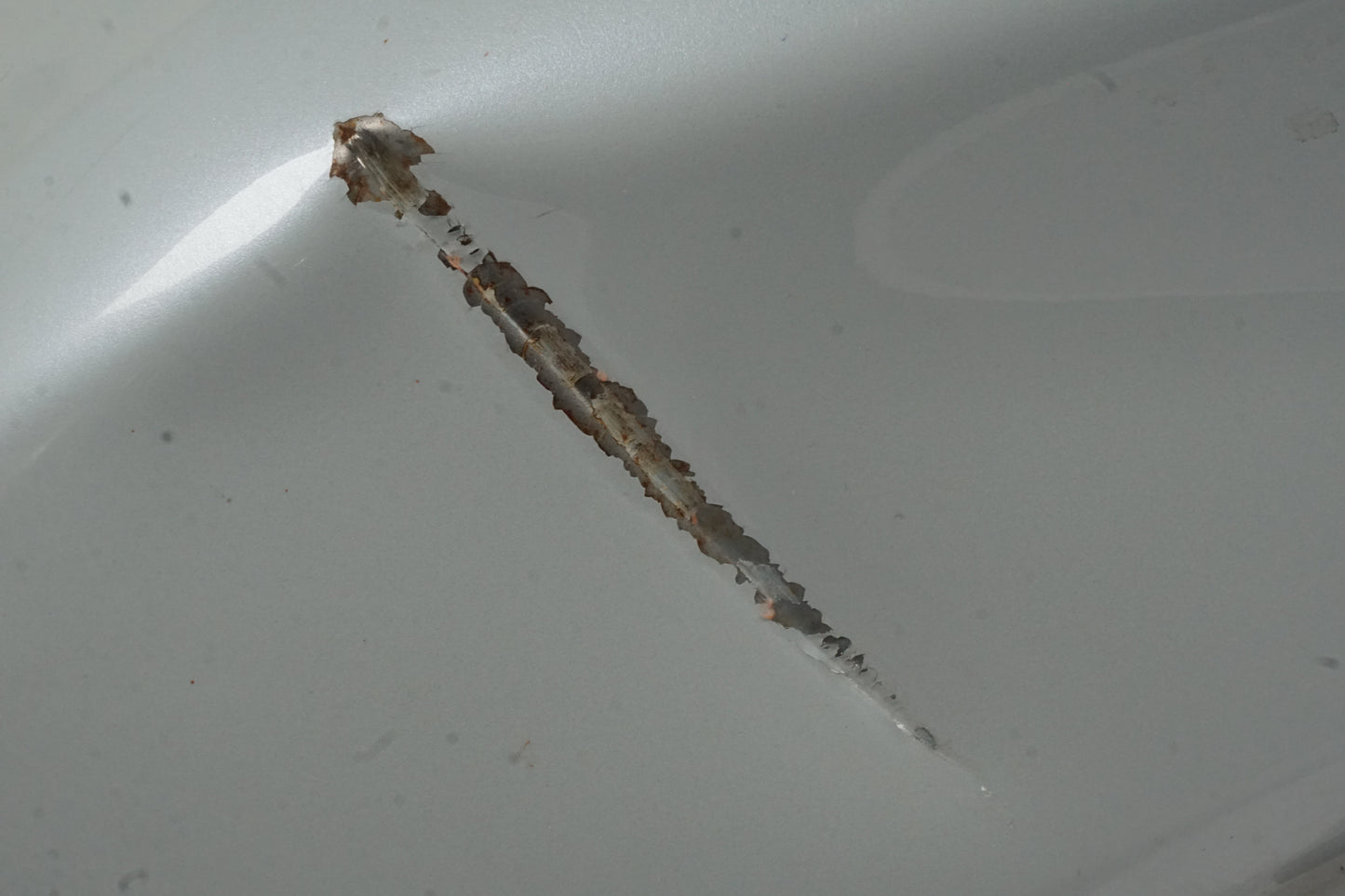 Höger sida på Bensintank från en Honda CBR 600 -2011 motorcykel.