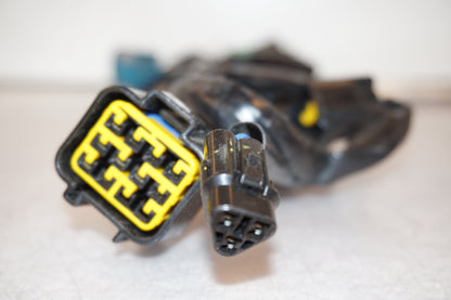 Snett uppifrån på Kablage från en Yamaha YZF R6 -2007 motorcykel.