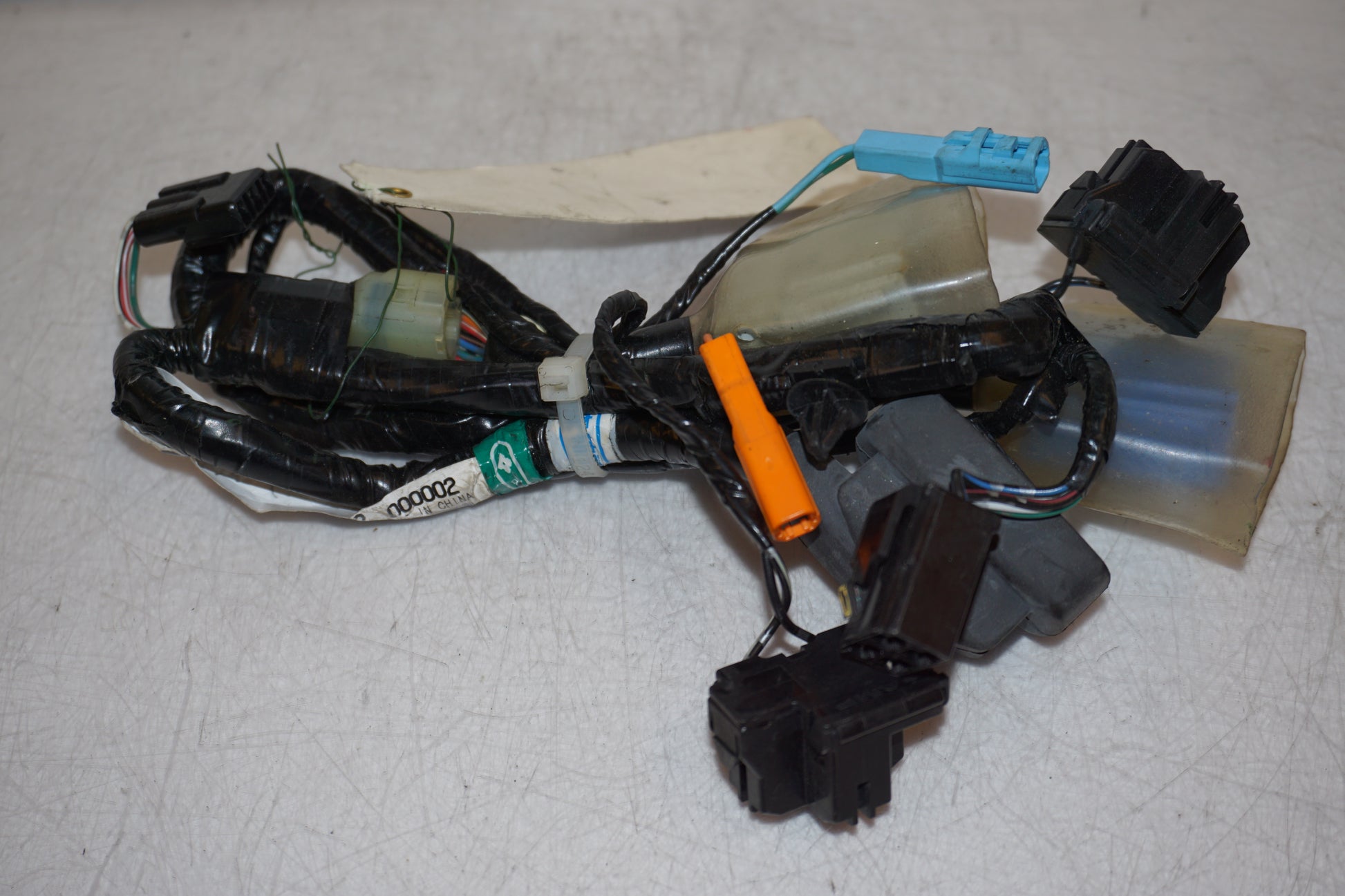 Framsidan på Kabelstam från en Honda CBR 600 RR -2004 motorcykel.