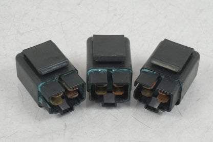 Framsidan på Relä från en Honda CBR 600 RR -2003 motorcykel.