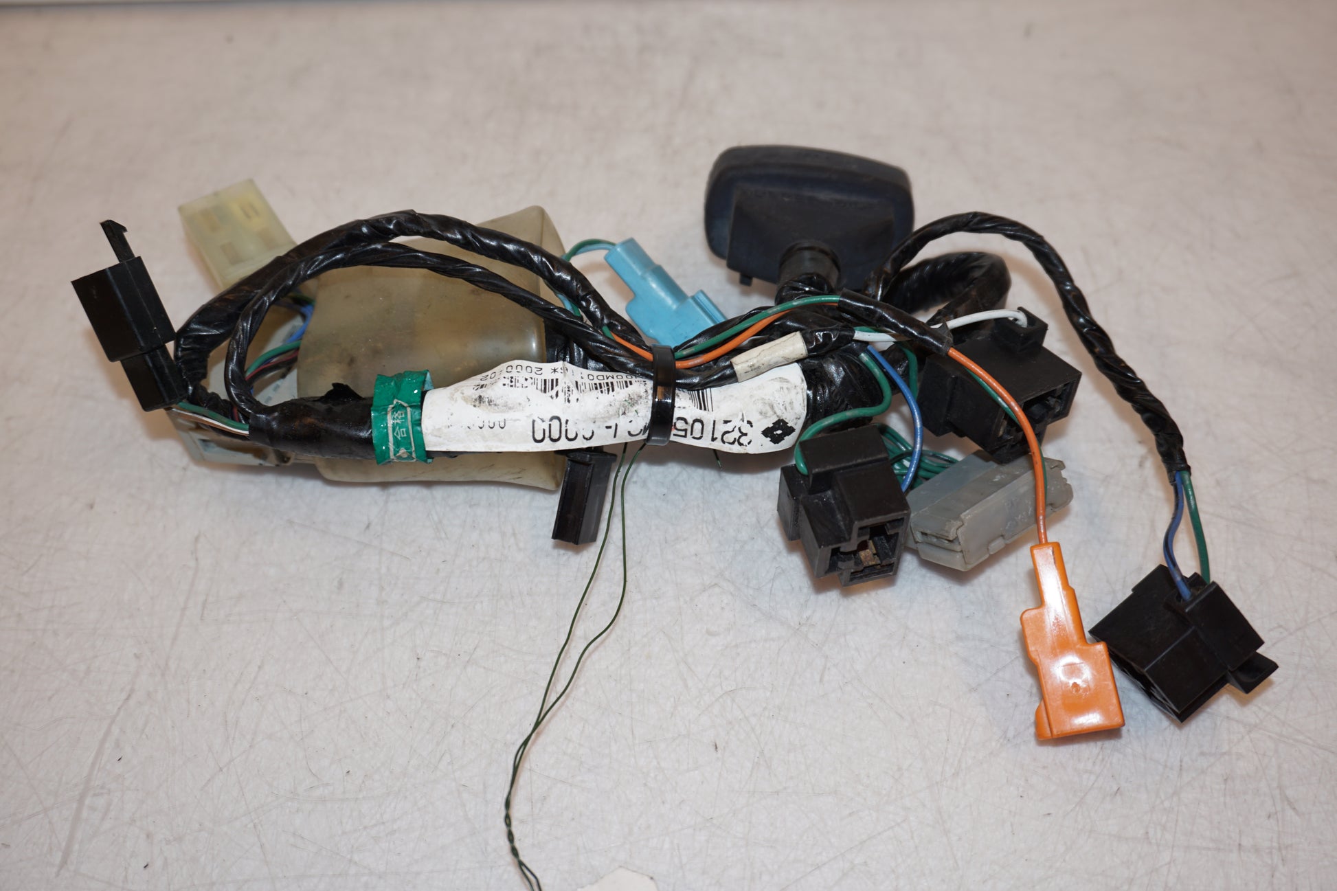 Framsidan på Kablage från en Honda CBR 900 RR -2000 motorcykel.