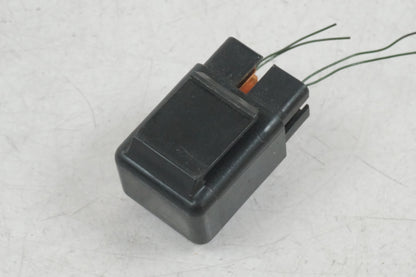 Baksidan på Relä från en Honda CBR 600 RR -2004 motorcykel.