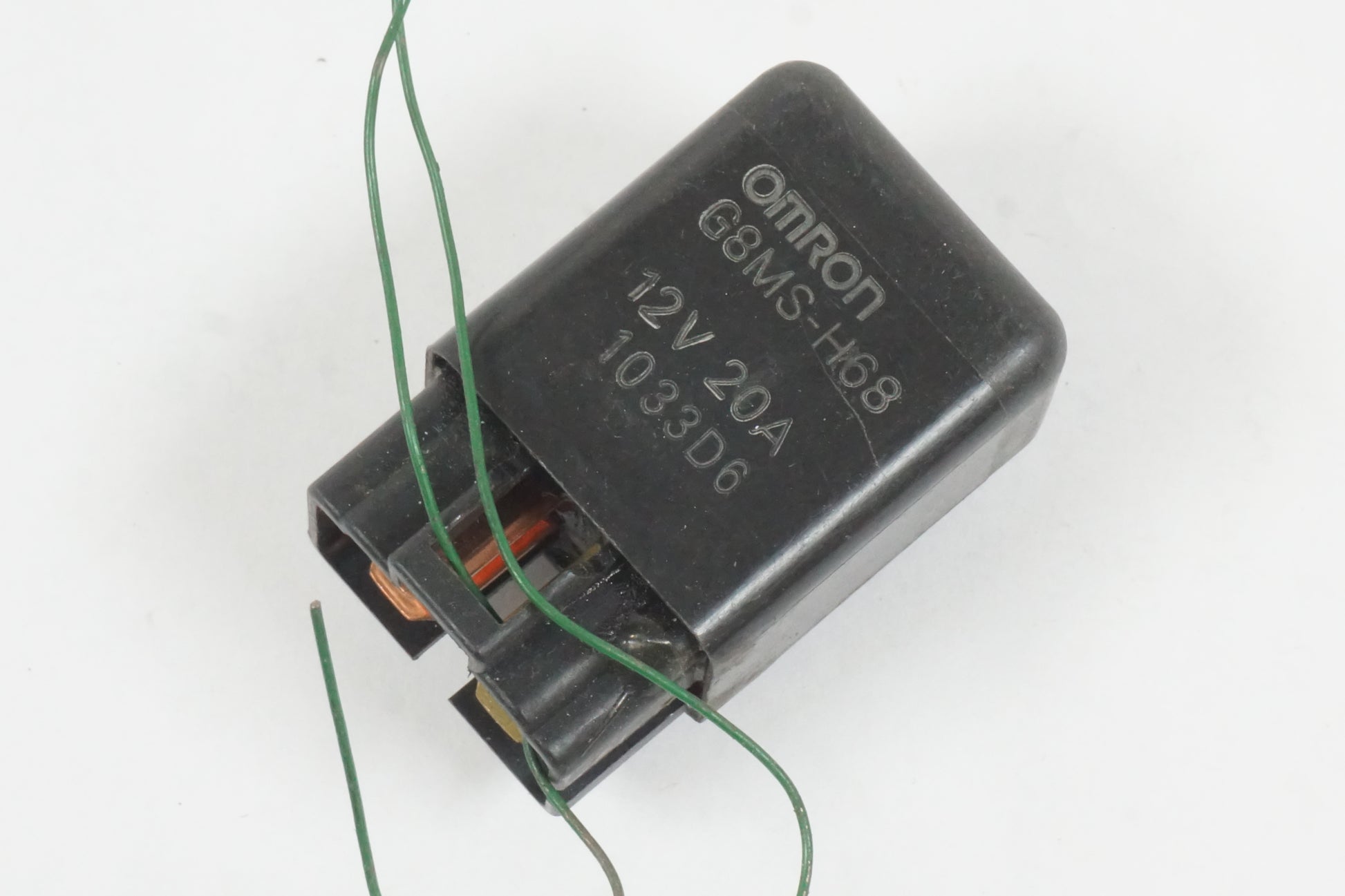 Framsidan på Relä från en Honda CBR 600 RR -2003 motorcykel.