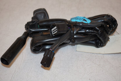 Höger sida på Kablage från en Honda CB 500 F -2013 motorcykel.