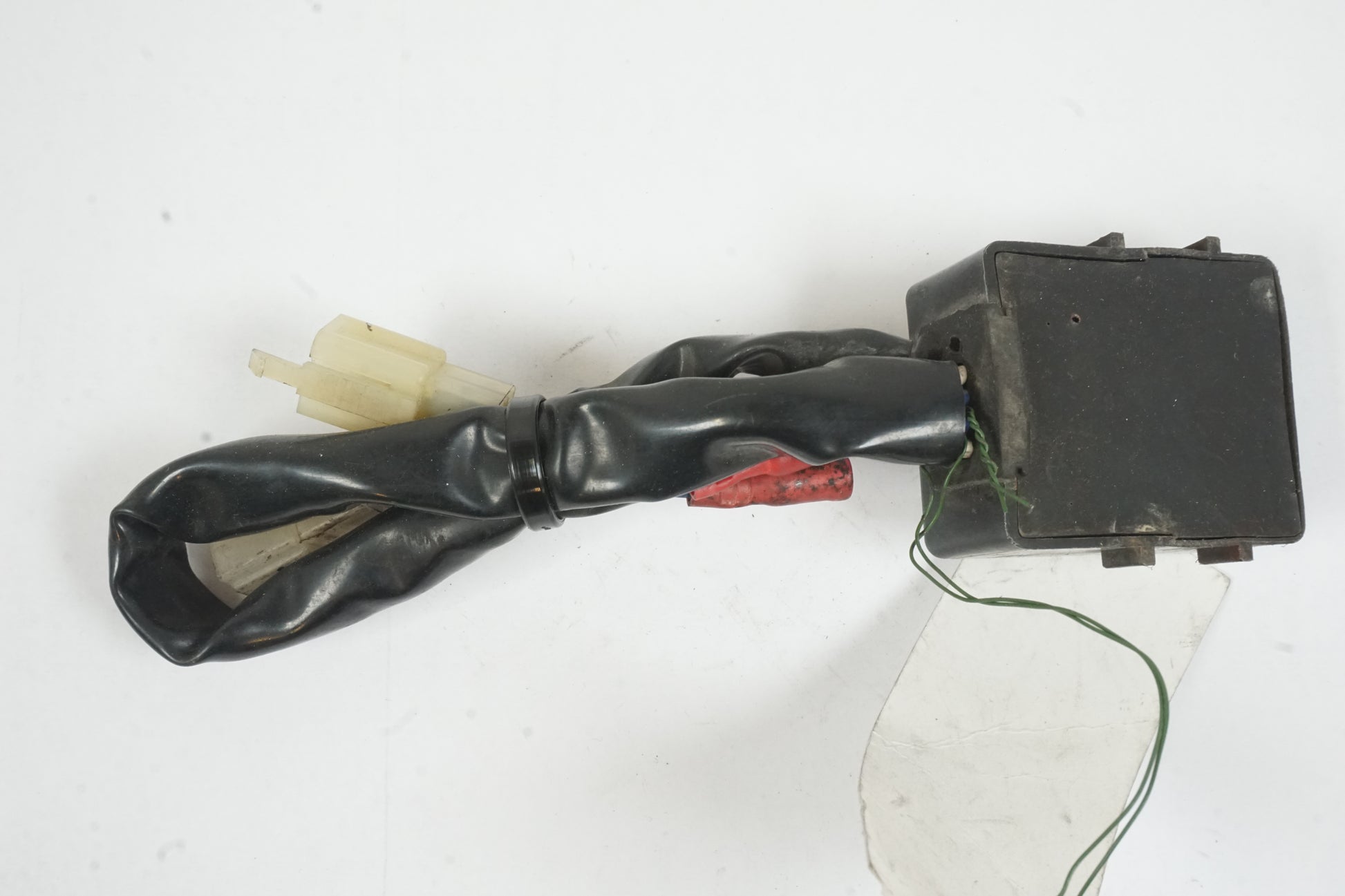 Höger sida på Relä från en Honda VF 750 S -1982 motorcykel.