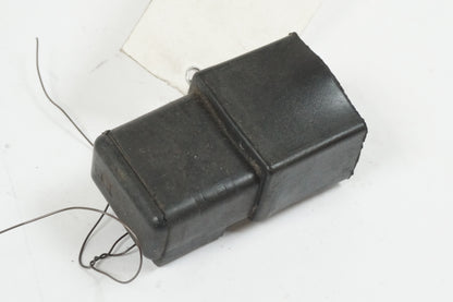 Framsidan på Relä från en Honda XRV 750 -1999 motorcykel.