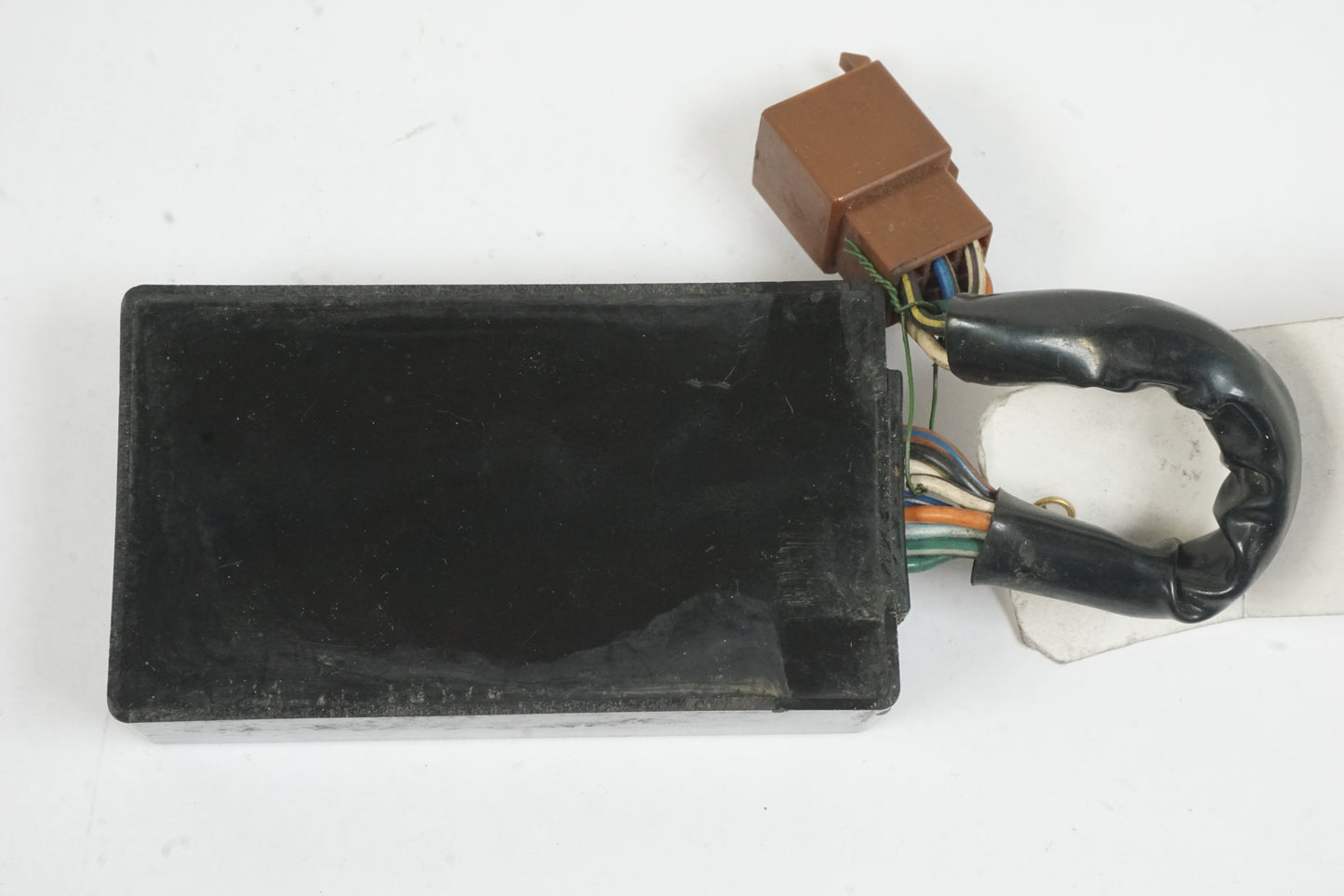 Baksidan på Relä från en Honda VF 750 S -1982 motorcykel.