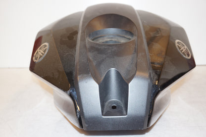 Vänster sida på Bensintankskåpa från en Yamaha YZF-R 125 -2009 motorcykel.