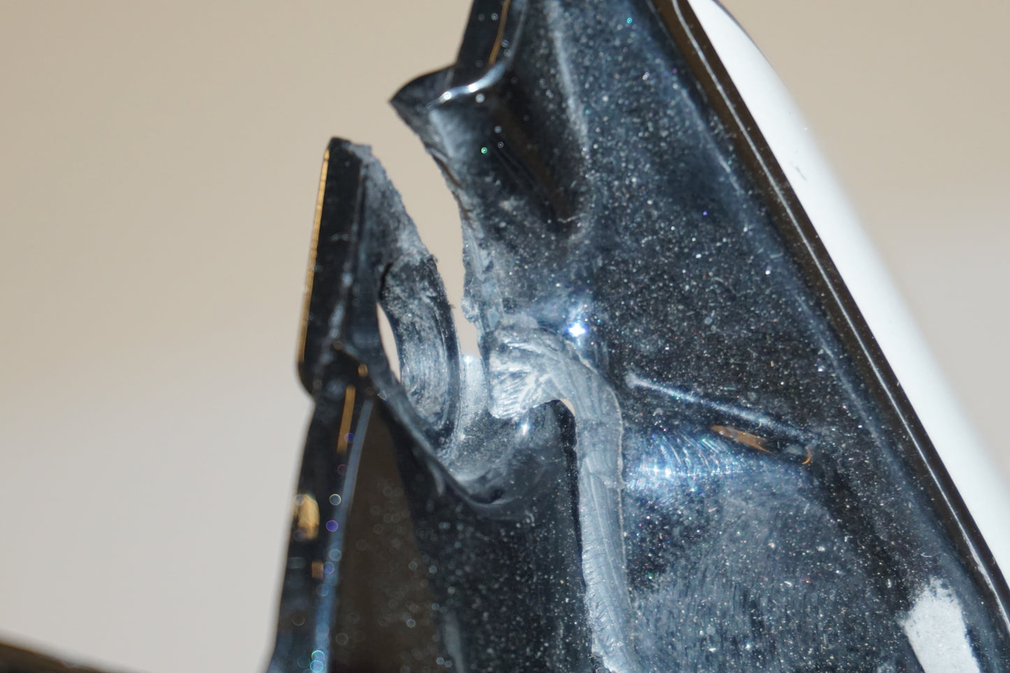 Extrabilder på Bensintankskåpa från en Yamaha YZF-R 125 -2009 motorcykel.