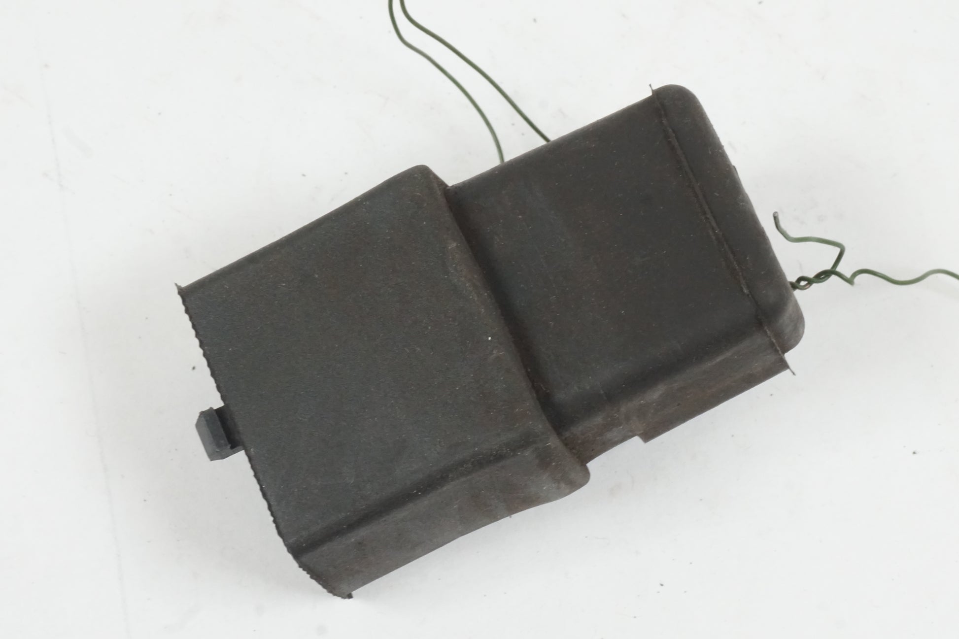 Höger sida på Relä från en Honda VFR 800 -2000 motorcykel.