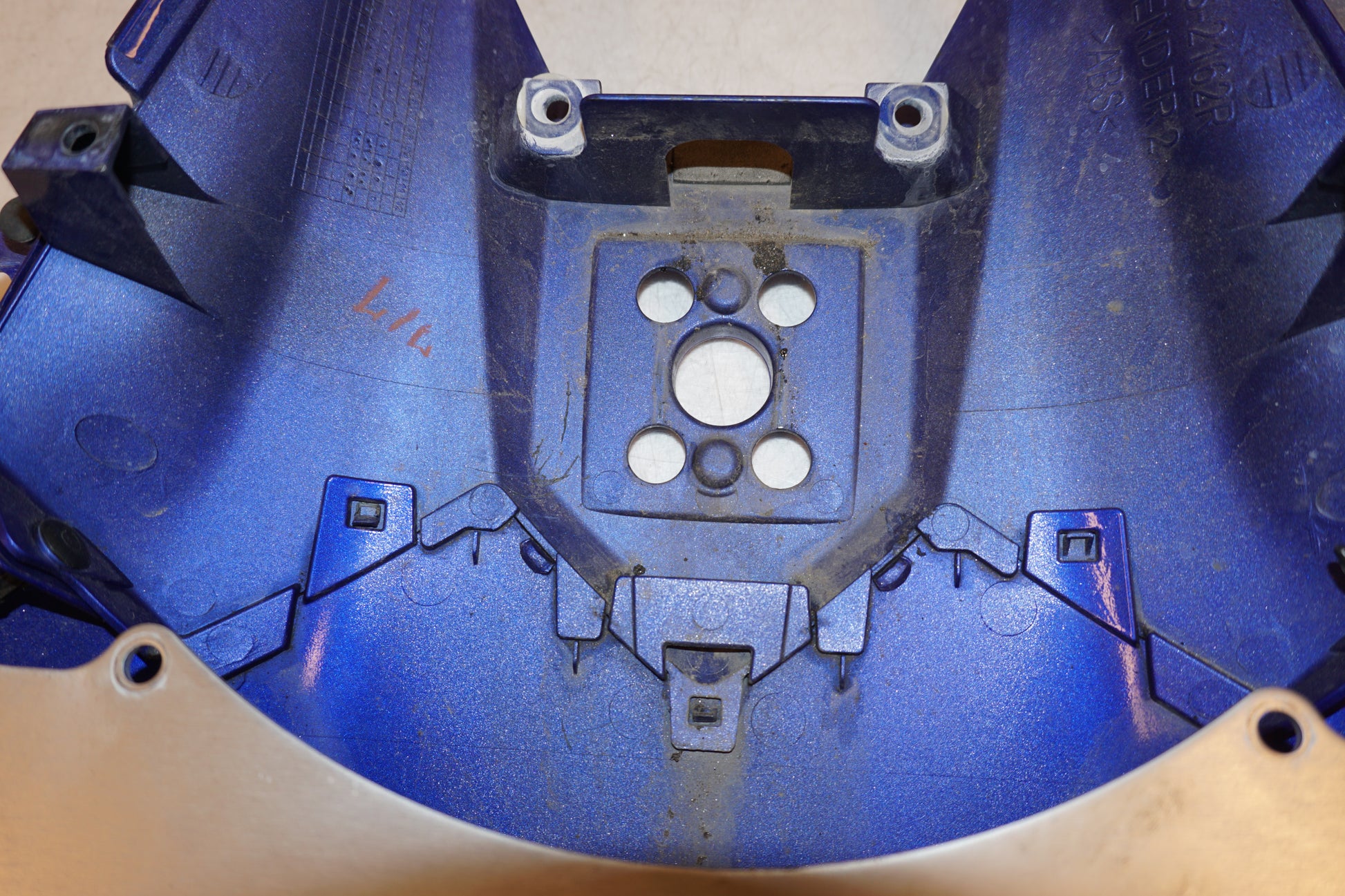 Extrabild1 på Bakvinge från en Yamaha YZF R6 -2011 motorcykel.