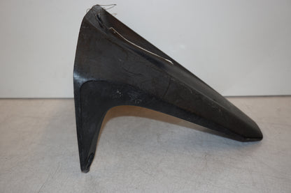 Snett uppifrån på Svingskärm från en Yamaha YZF-R 125 -2009 motorcykel.