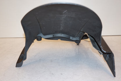 Höger sida på Svingskärm från en Yamaha MT-01 -2009 motorcykel.