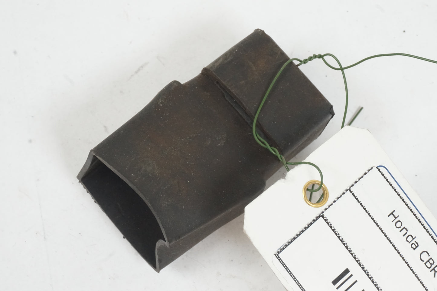 Framsidan på Relä från en Honda CBR 900 RR -2000 motorcykel.