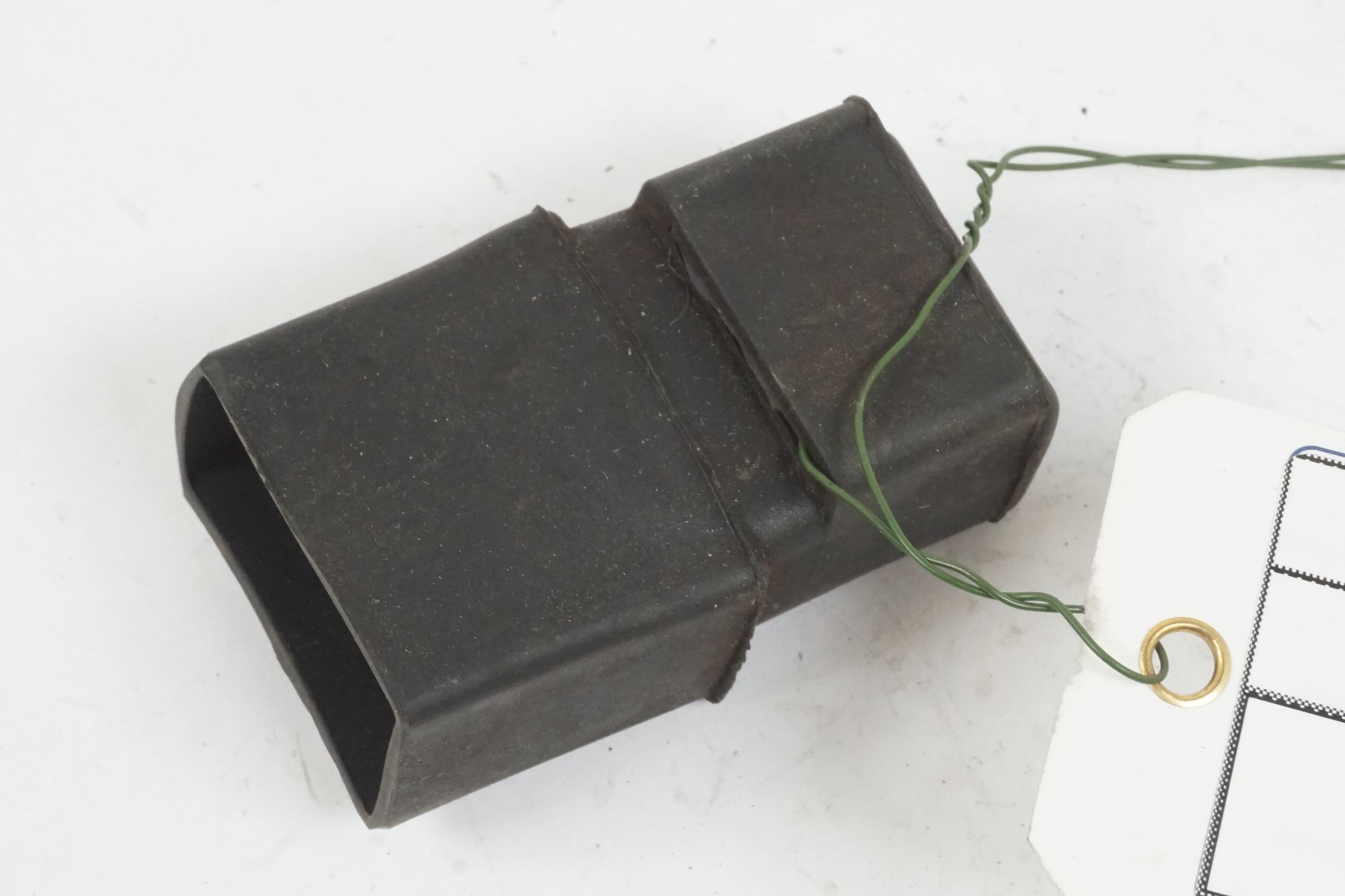 Framsidan på Relä från en Honda CBR 900 RR -2000 motorcykel.