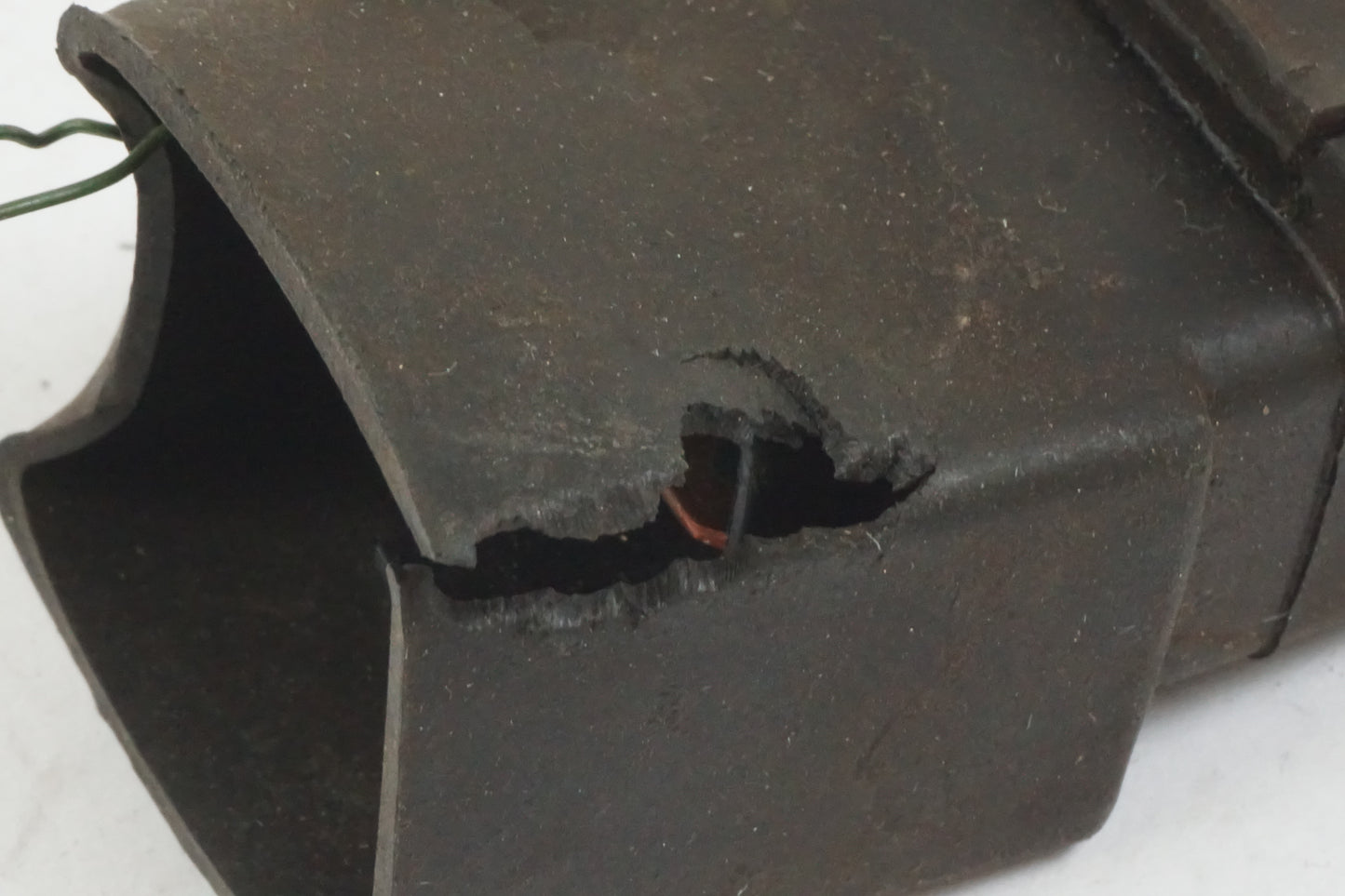 Höger sida på Relä från en Honda XL 1000 V -2008 motorcykel.