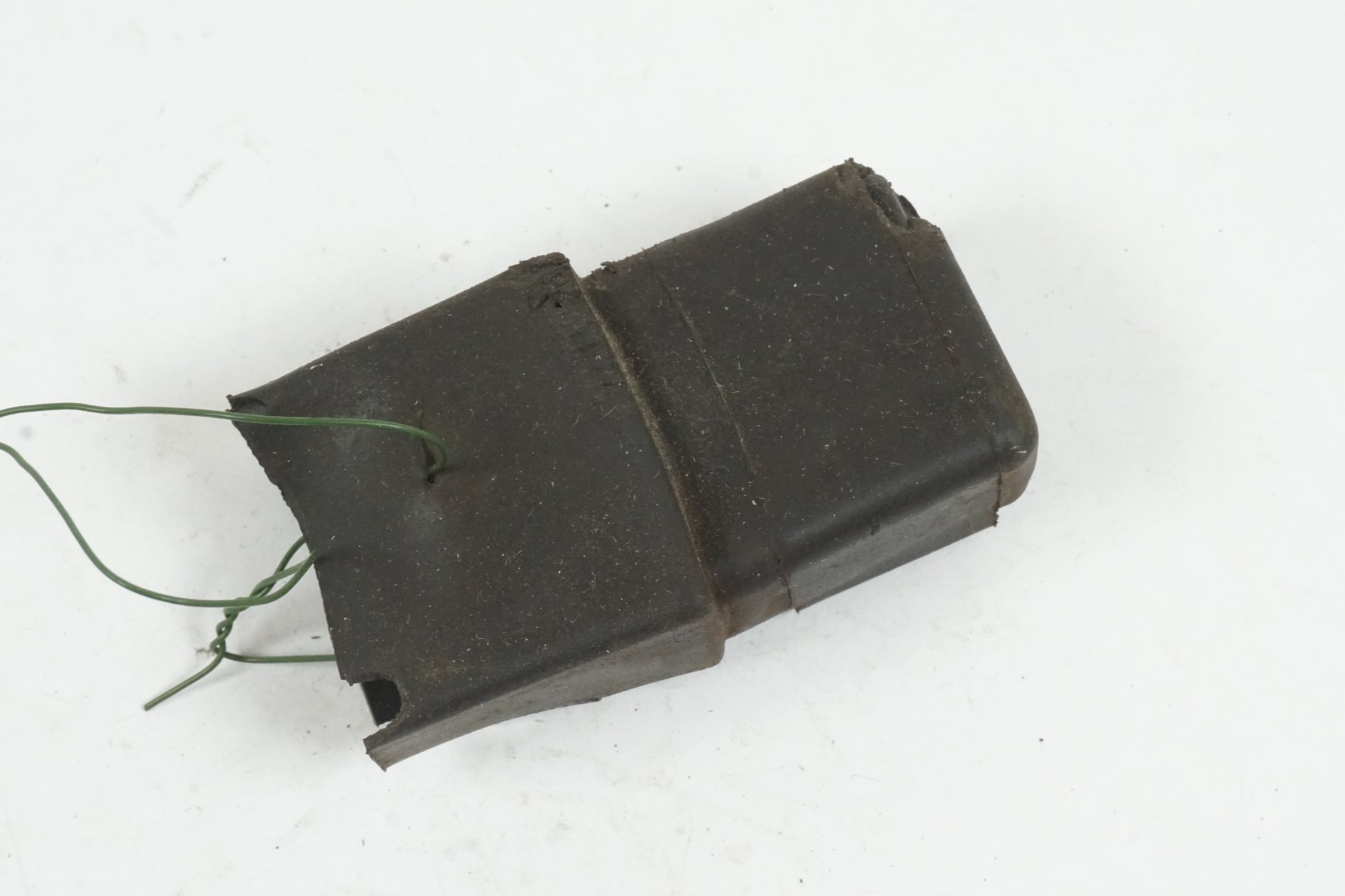 Framsidan på Relä från en Honda XL 1000 V -2008 motorcykel.