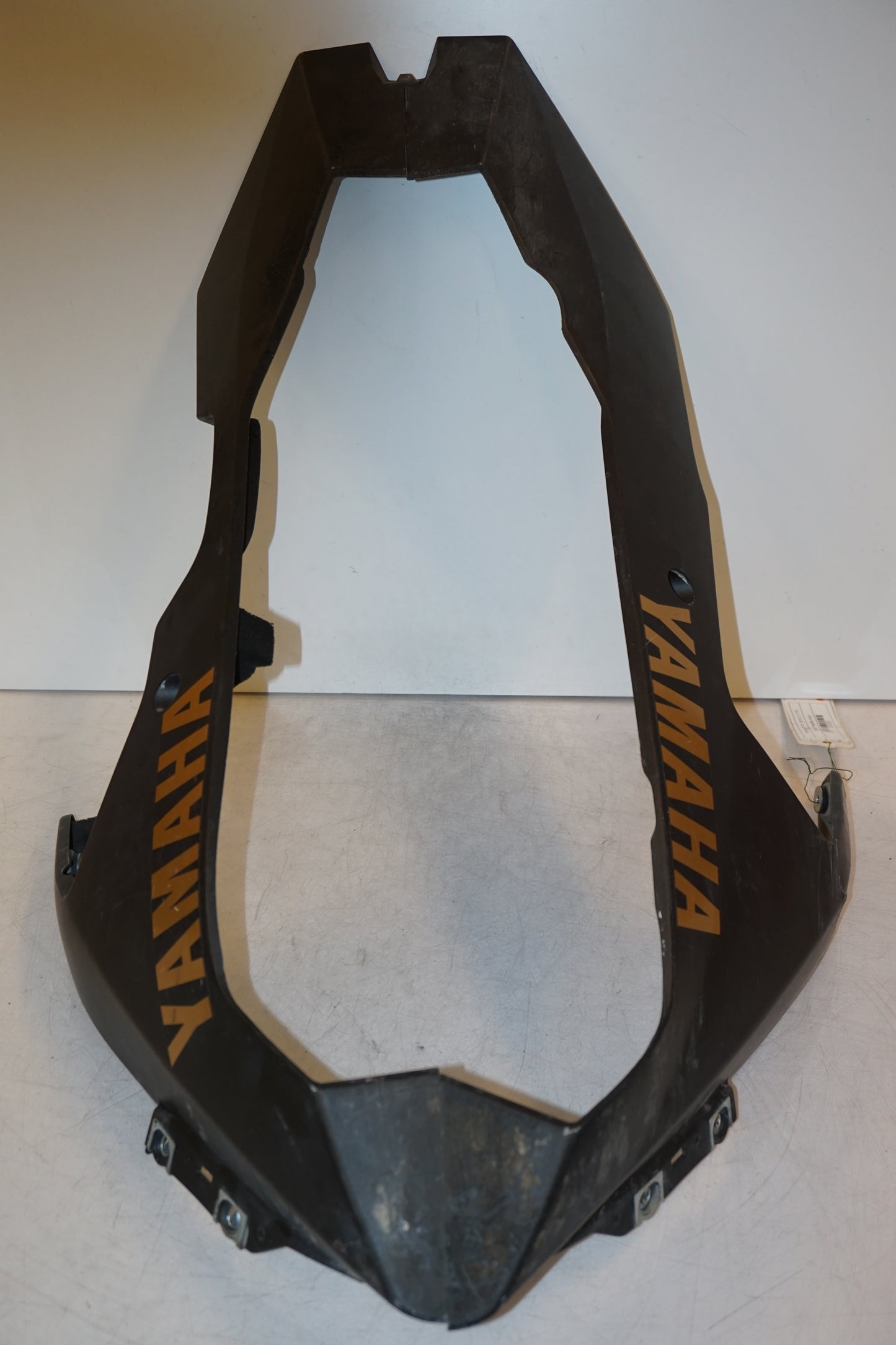 Framsidan på Magkåpa från en Yamaha YZF 1000 R1 -2008 motorcykel.