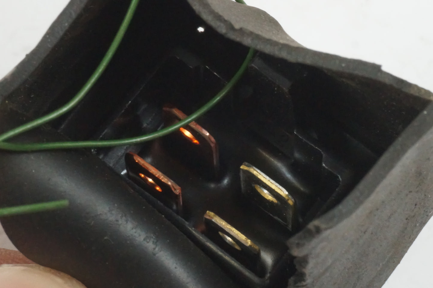 Snett uppifrån på Relä från en Honda XL 1000 V -2008 motorcykel.