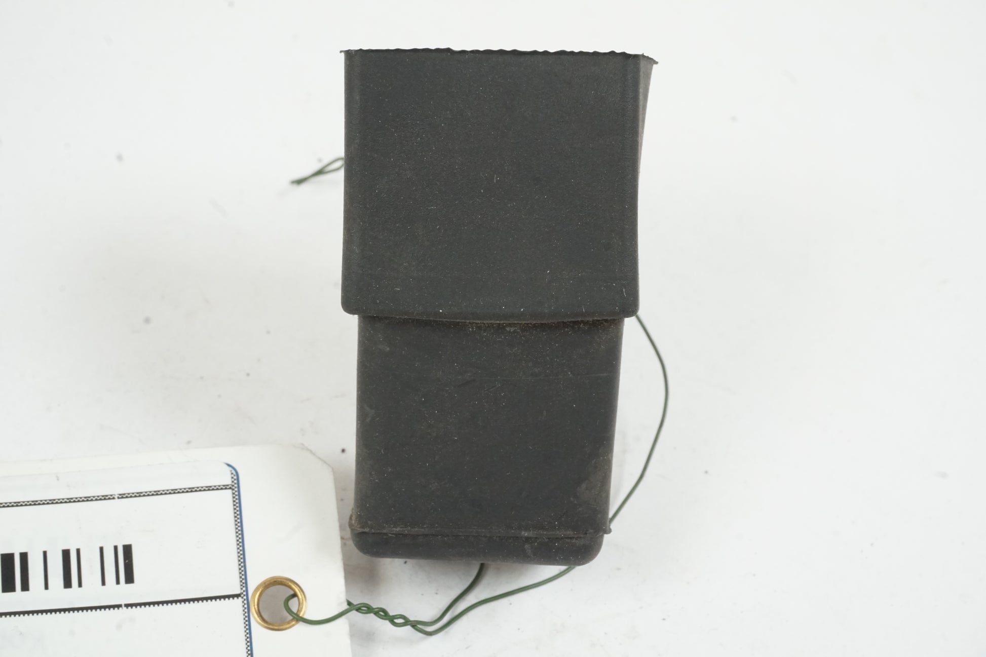 Baksidan på Relä från en Honda XL 1000 V -1999 motorcykel.