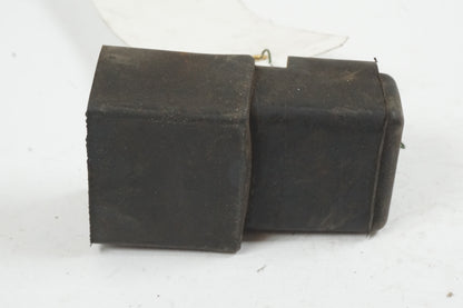 Baksidan på Relä från en Honda XL 1000 V -1999 motorcykel.