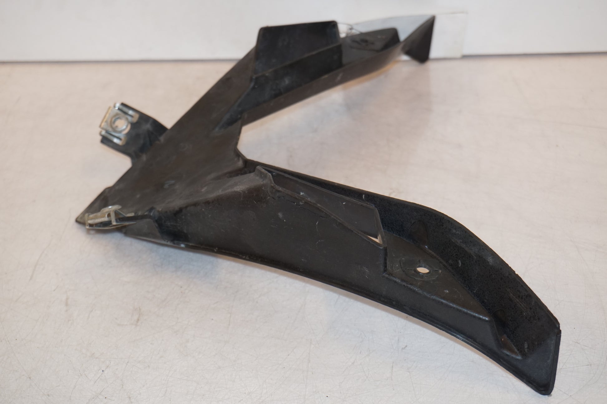 Höger sida på Magkåpa från en Yamaha YZF 1000 R1 -2008 motorcykel.