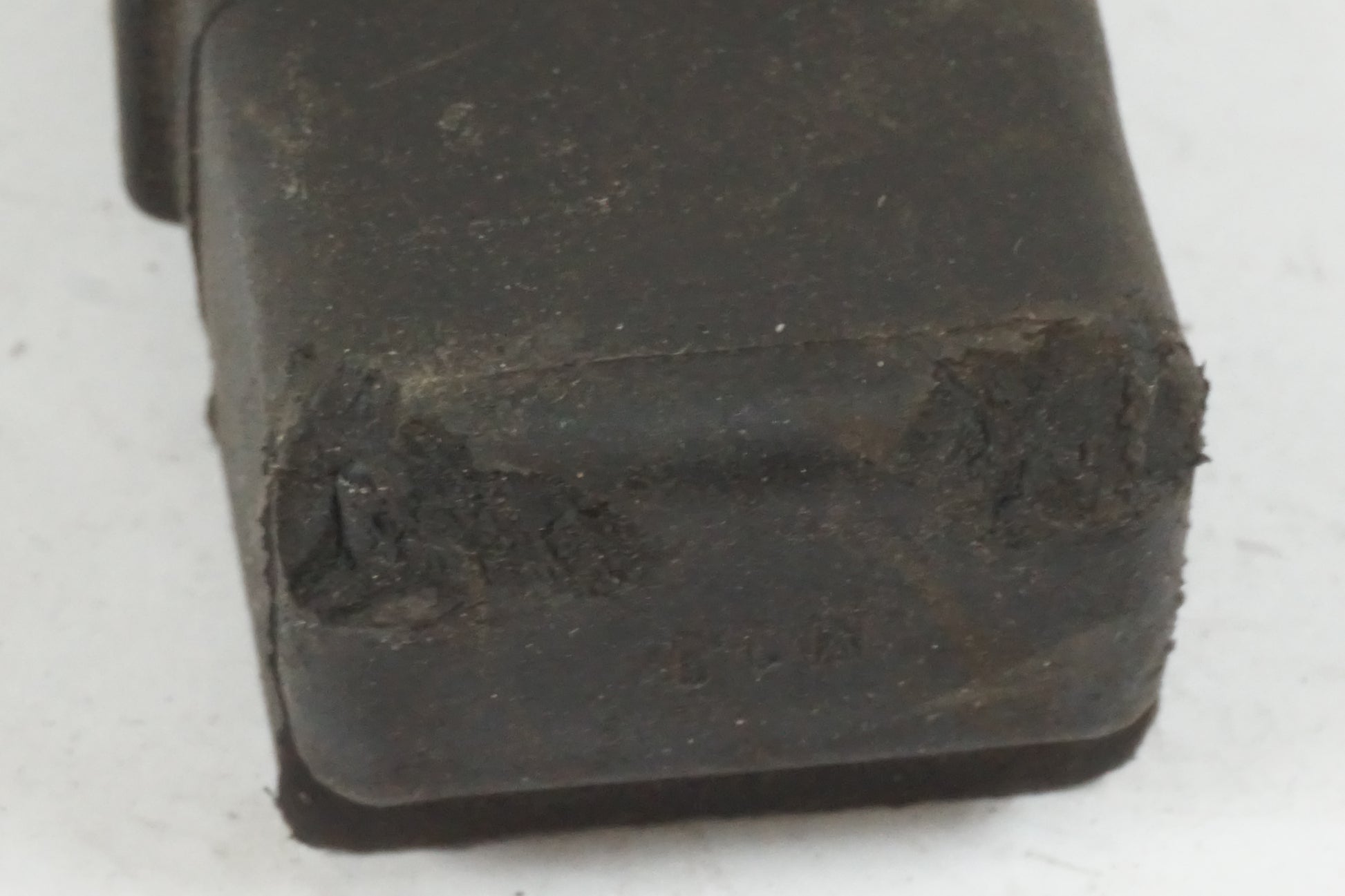 Vänster sida på Relä från en Honda XL 1000 V -2008 motorcykel.