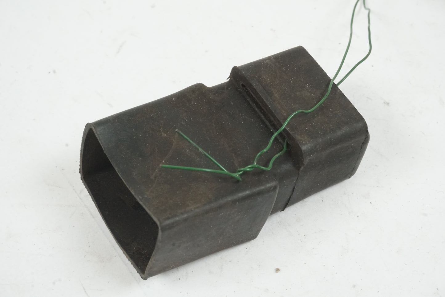 Framsidan på Relä från en Honda VTX 1800 -2002 motorcykel.