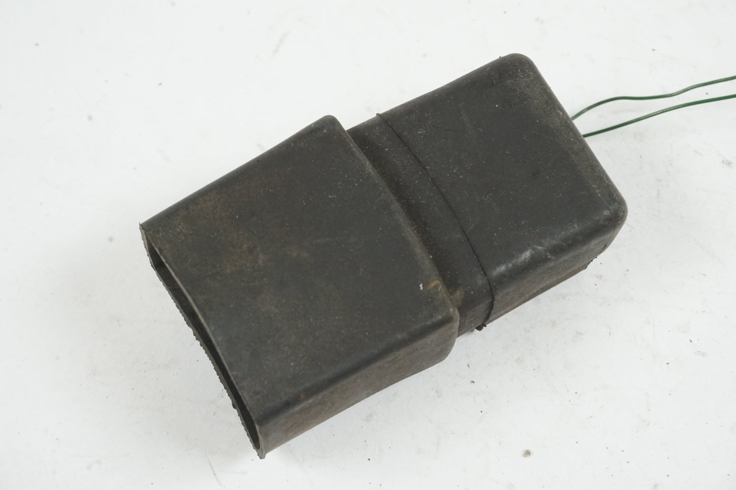 Baksidan på Relä från en Honda VTX 1800 -2002 motorcykel.