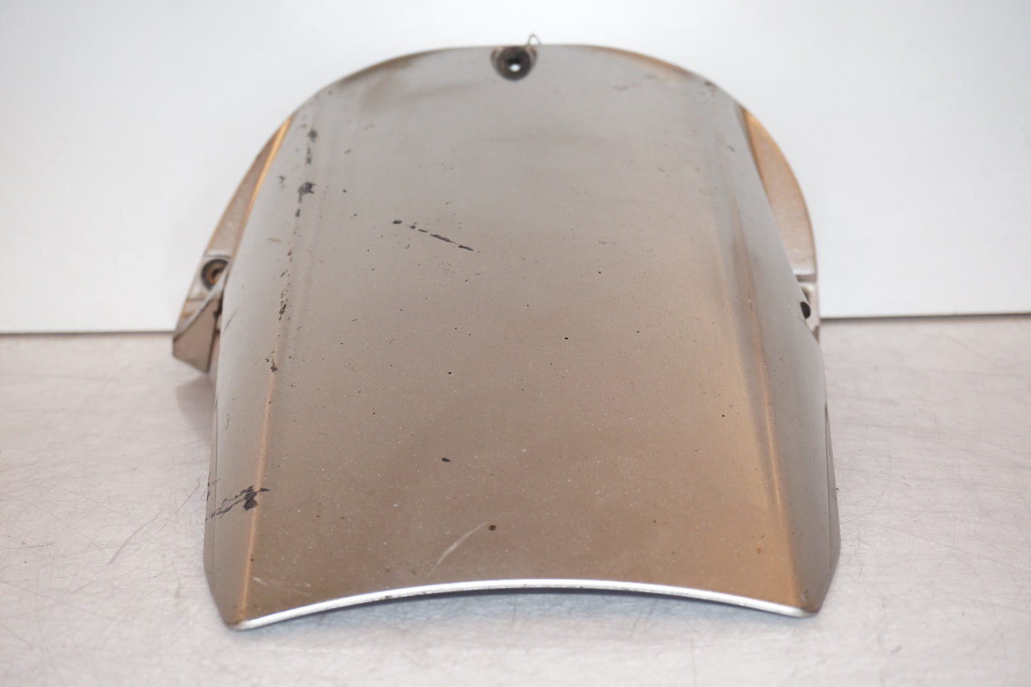 Vänster sida på Svingskärm från en Yamaha YZF 1000 R1 -2002 motorcykel.