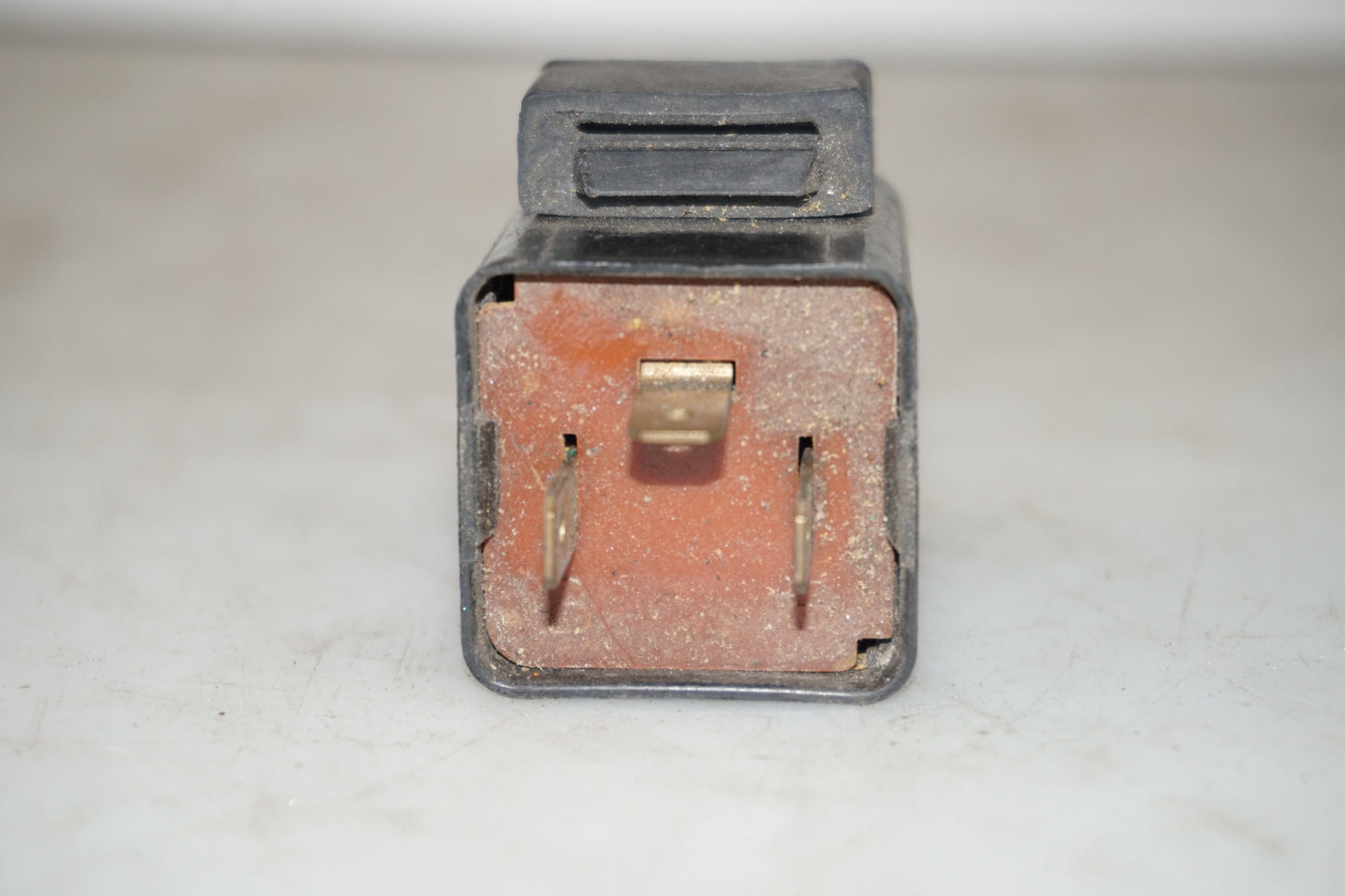 Releu semnalizator