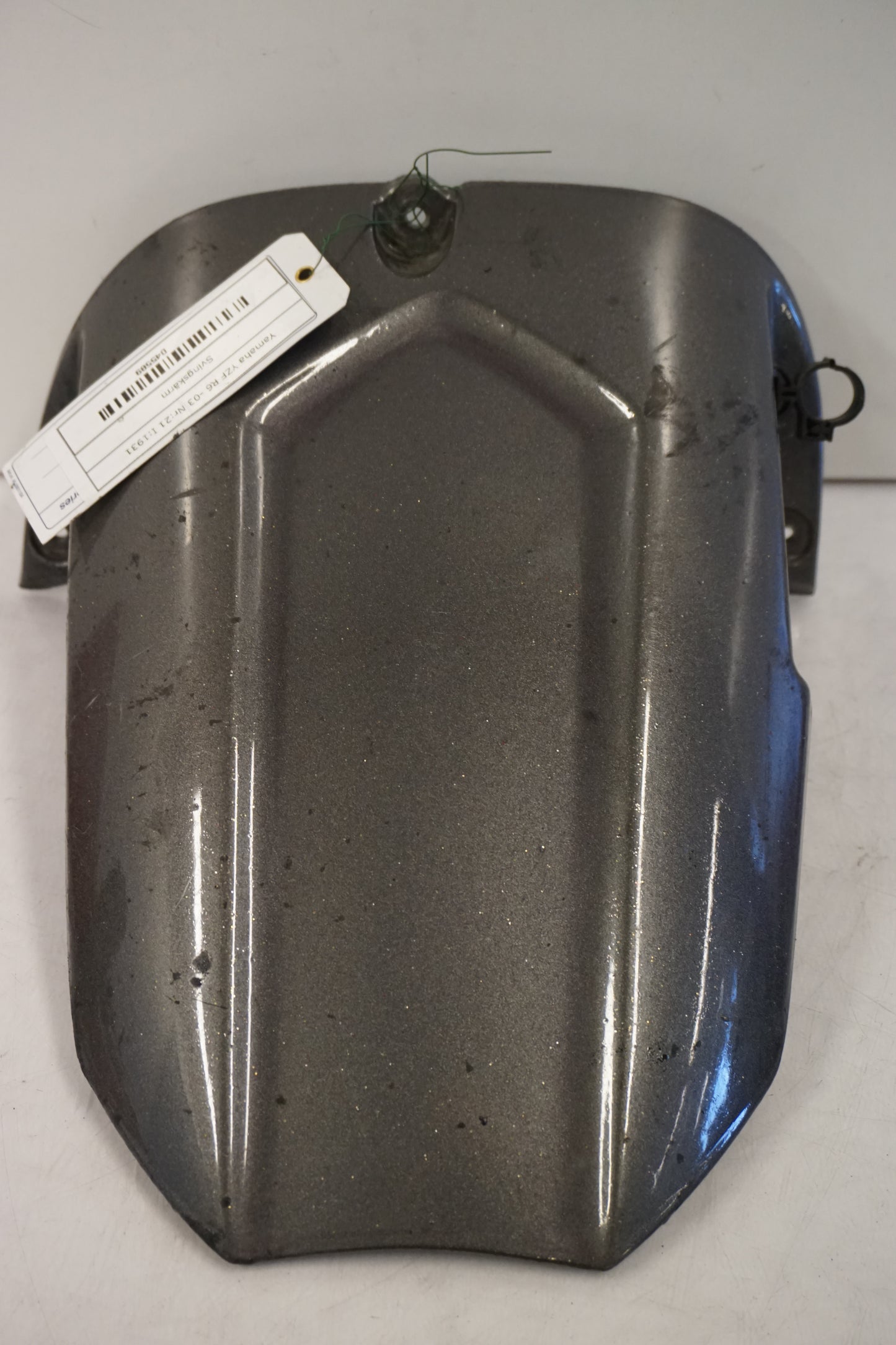 Framsidan på Svingskärm från en Yamaha YZF R6 -2003 motorcykel.