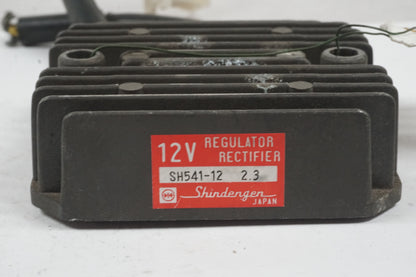 Baksidan på Likriktare från en Honda VF 750 S -1982 motorcykel.