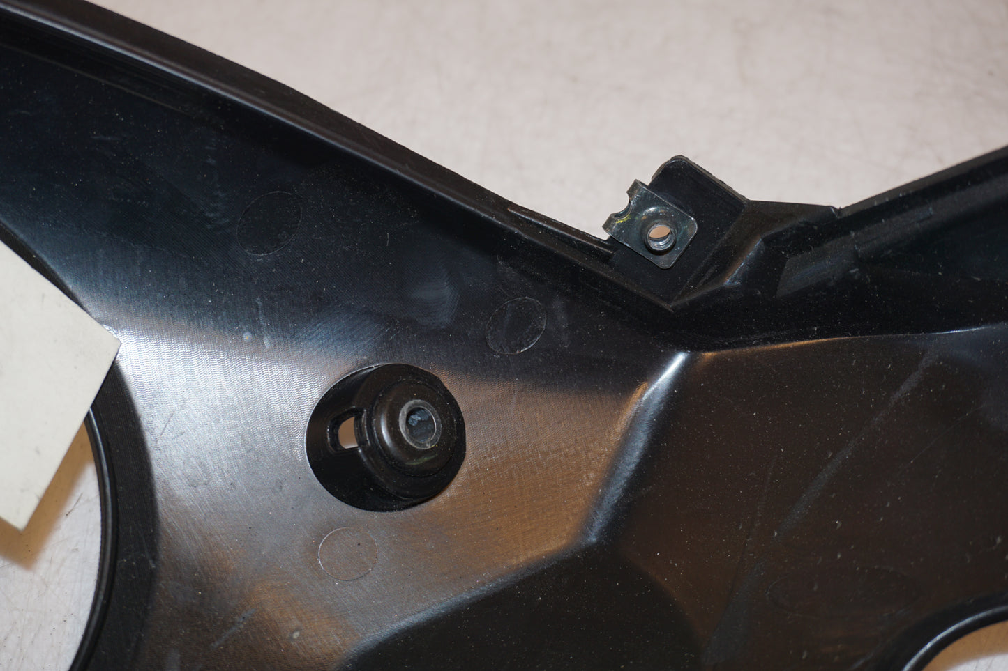 Extrabild4 på Bensintankskåpa från en Yamaha MT-07 -2014 motorcykel.