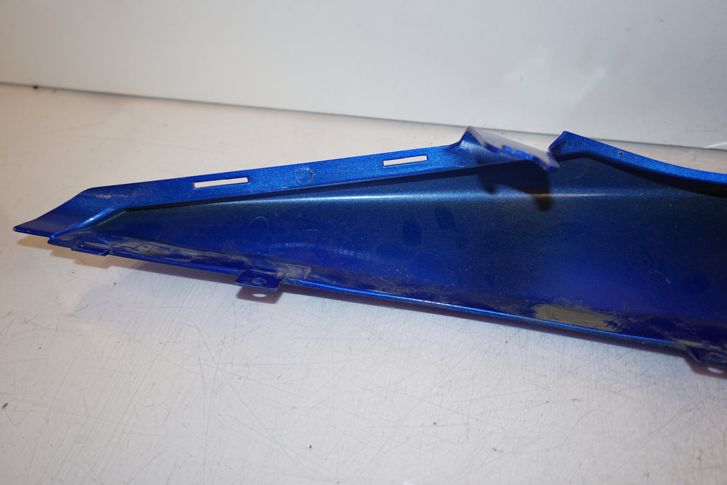 Extrabild1 på Bakvinge från en Yamaha YZF-R 125 -2009 motorcykel.