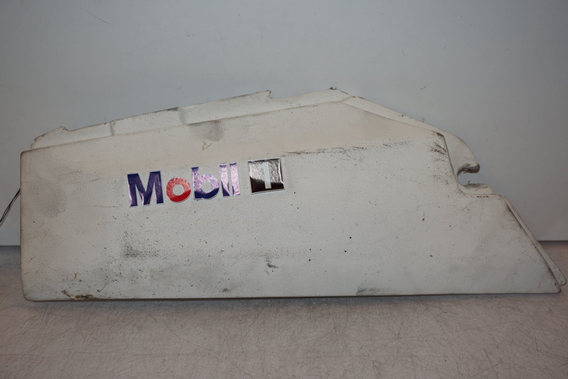 Framsidan på Bakvinge från en Yamaha XTZ 750 -1989 motorcykel.