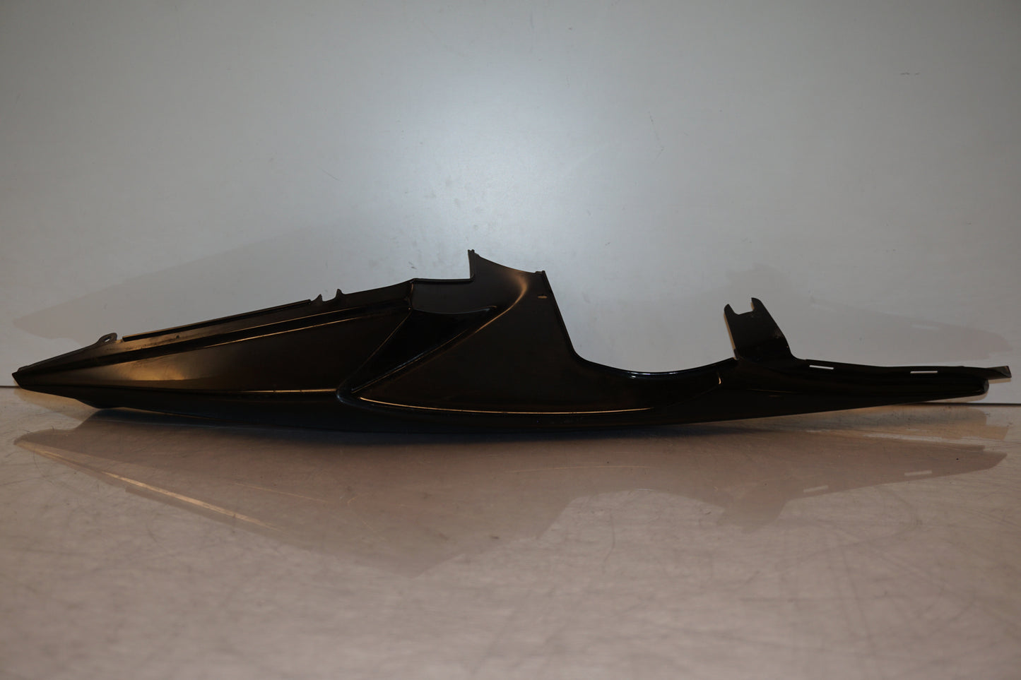 Framsidan på Bakvinge från en Yamaha YZF-R 125 -2009 motorcykel.