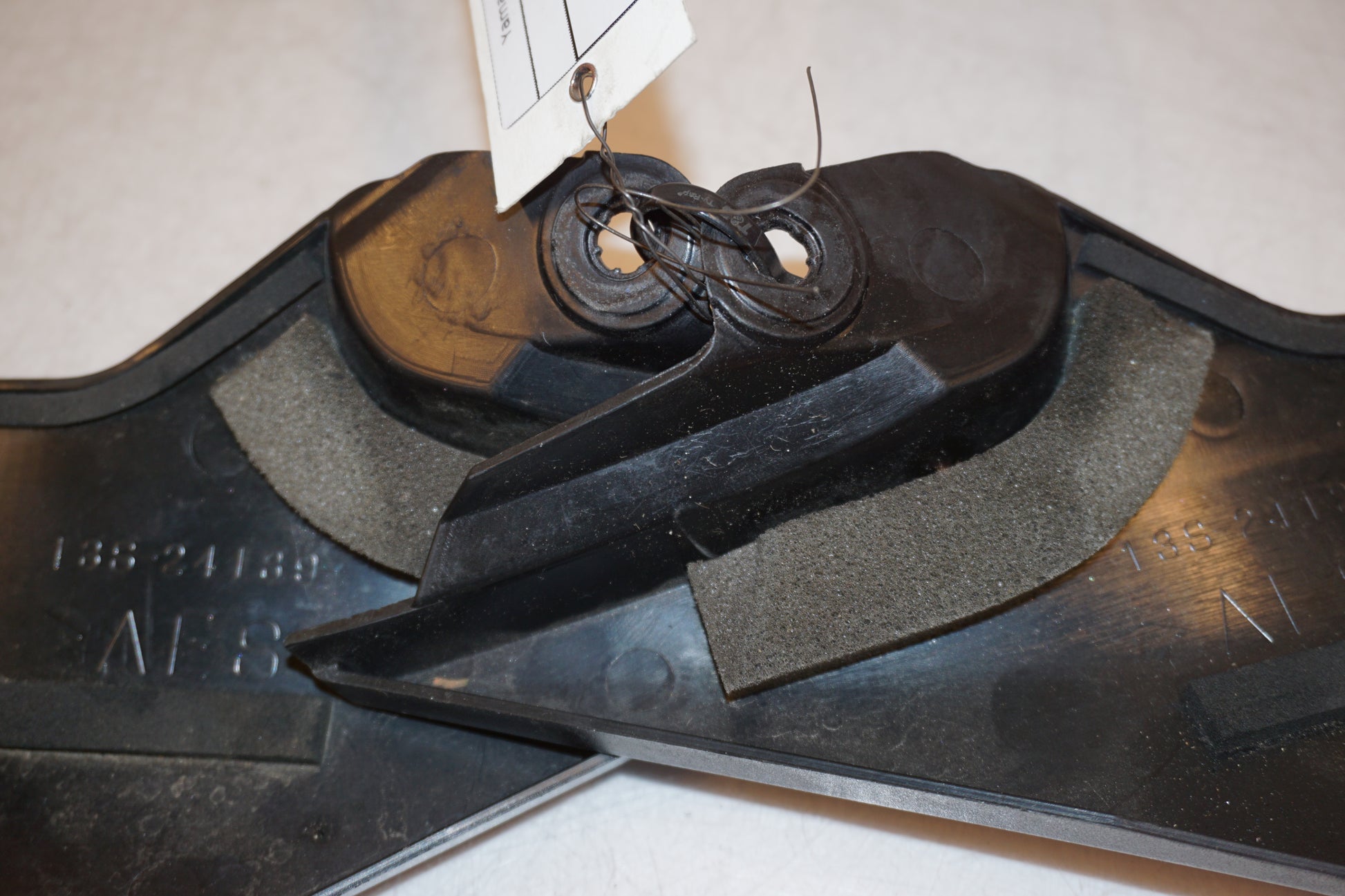 Extrabild2 på Bensintankskåpa från en Yamaha YZF R6 -2011 motorcykel.