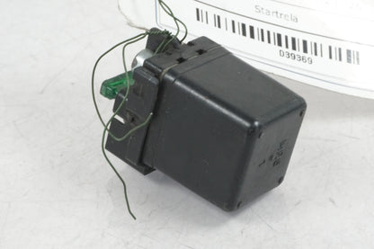 Baksidan på Startrelä från en Honda CBR 600 -1993 motorcykel.