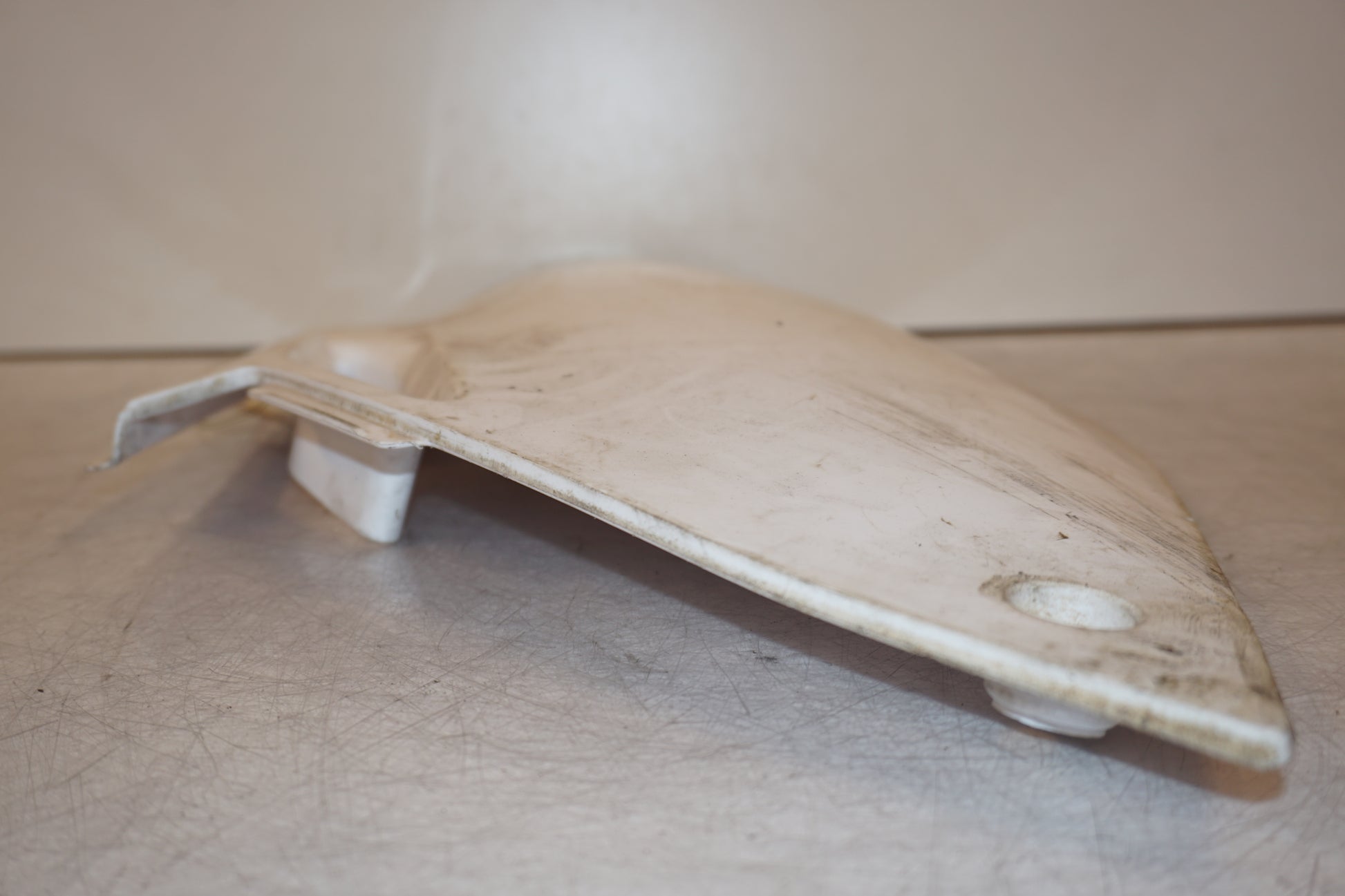 Snett uppifrån på Sidopanel från en Yamaha Yz450 F -2003 motorcykel.