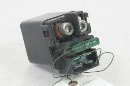 Framsidan på Startrelä från en Honda CBR 600 -1994 motorcykel.