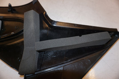 Extrabild3 på Sidopanel från en Yamaha XJR 1300 -2005 motorcykel.