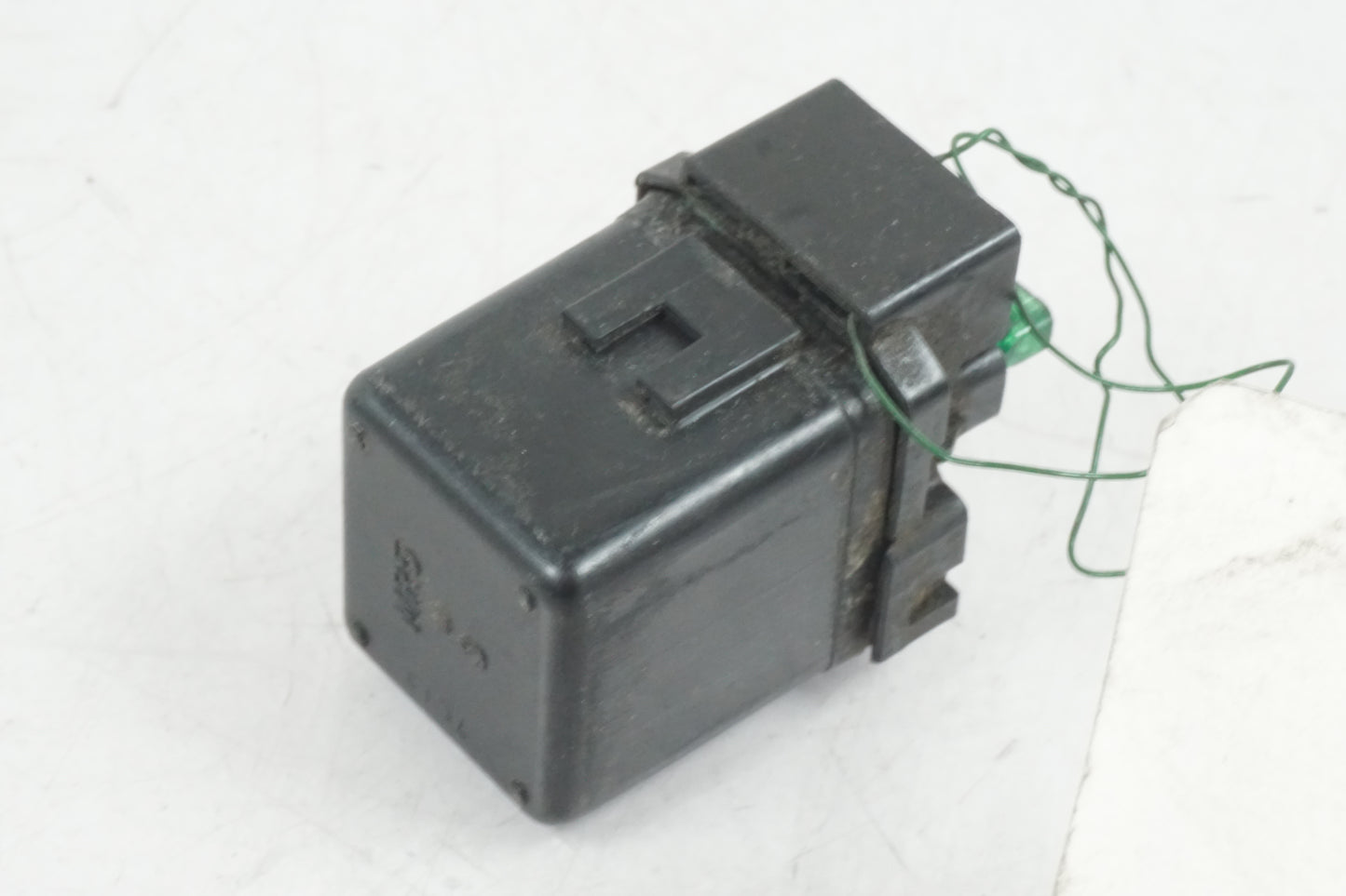 Höger sida på Startrelä från en Honda XRV 750 -1993 motorcykel.