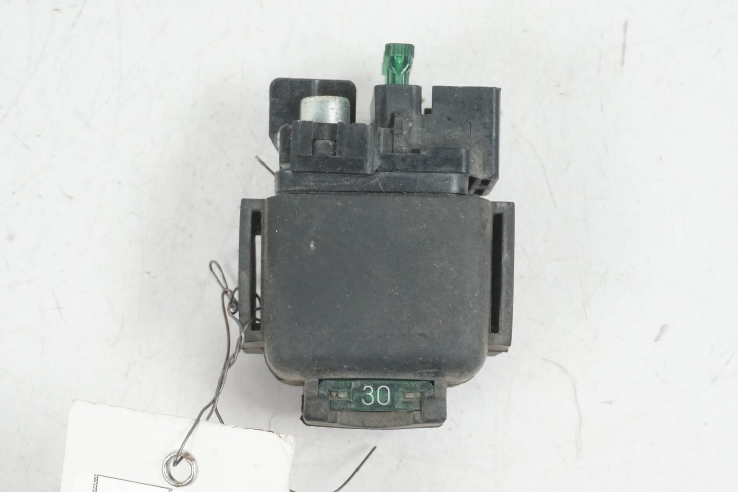 Höger sida på Startrelä från en Honda NT 650 V -1998 motorcykel.