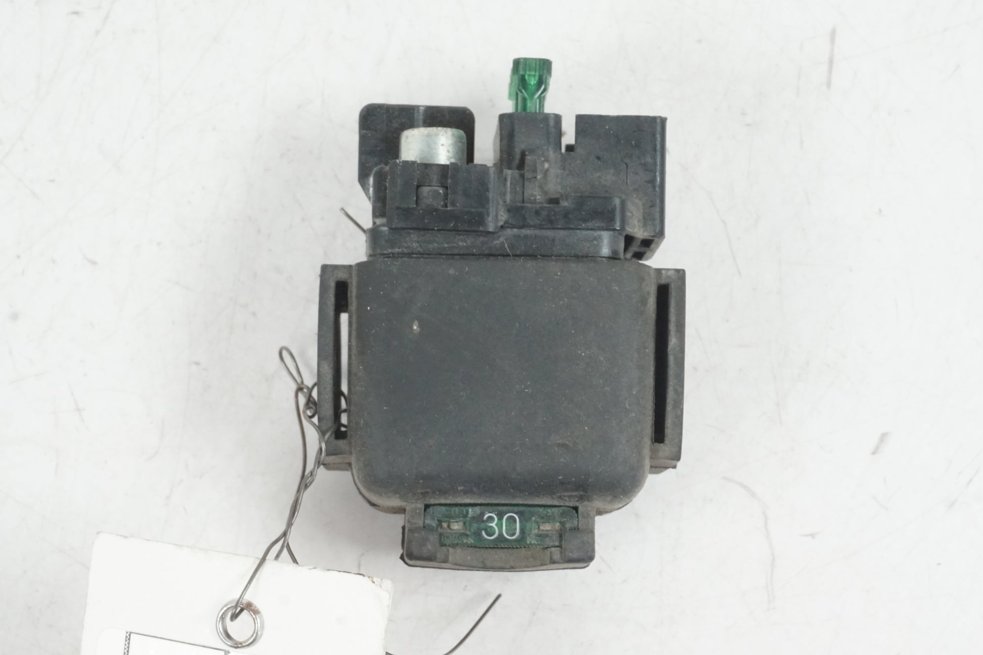 Höger sida på Startrelä från en Honda NT 650 V -1998 motorcykel.