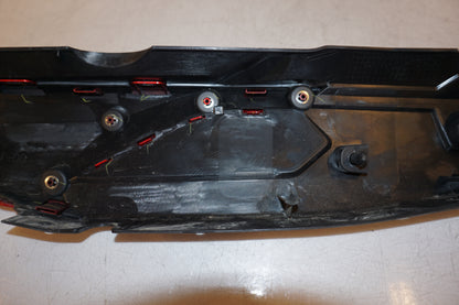 Extrabild2 på Bakvinge från en Yamaha MT-09 Tracer -2016 motorcykel.