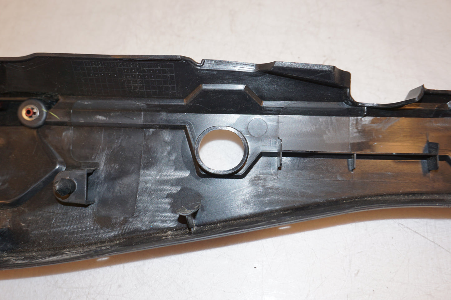 Extrabild3 på Bakvinge från en Yamaha MT-09 Tracer -2016 motorcykel.