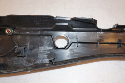 Extrabild3 på Bakvinge från en Yamaha MT-09 Tracer -2016 motorcykel.